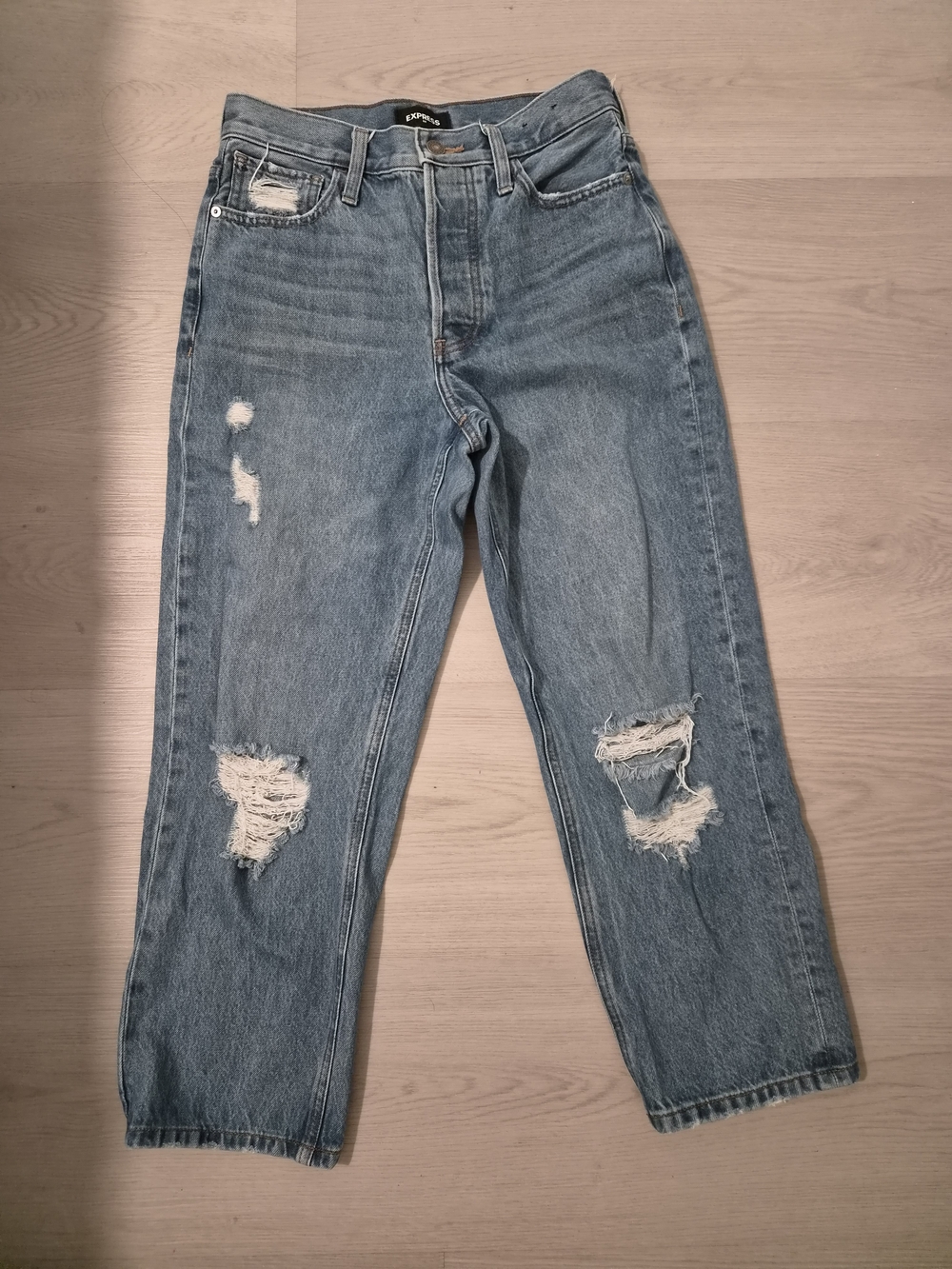 Distressed Light Blue Women Jeans